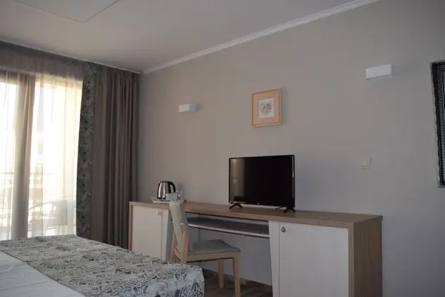 Standard Tek Büyük veya İki Ayrı Yataklı Oda, Deniz Manzaralı