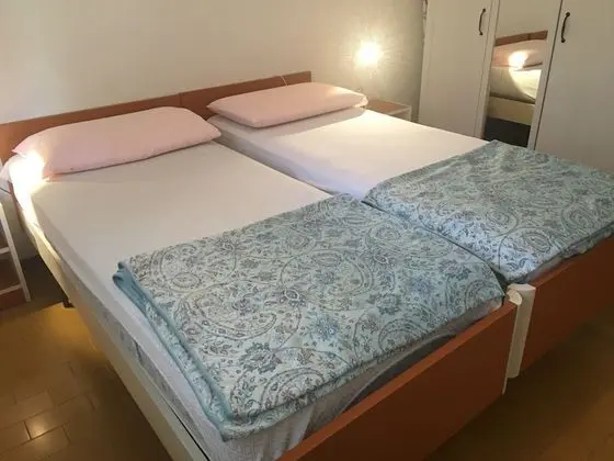 Family Apart Daire, 2 Yatak Odası, Avlu Manzaralı, Zemin Kat