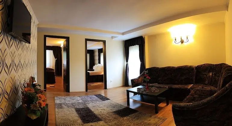 Apart Daire, Sigara İçilmez, Bahçe Manzaralı