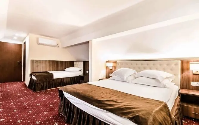 Üç Kişilik Oda, Sigara İçilmez, Resort Manzaralı