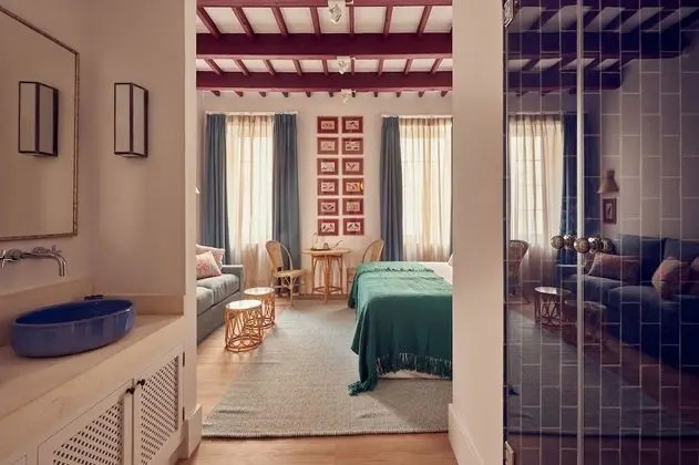 Deluxe Tek Büyük Yataklı Oda