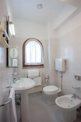 1 Çift ​​kişilik Yatak Business