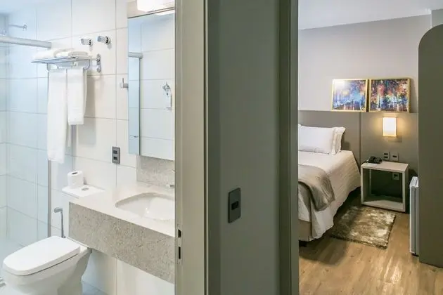 Superior Tek Büyük Yataklı Oda