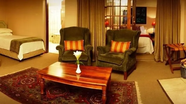 Luxury Lakeside Room
