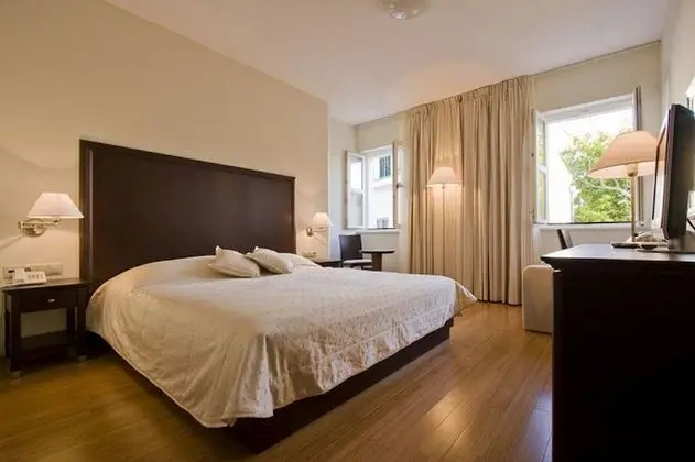 Comfort Tek Büyük Yataklı Oda, Banyolu/Duşlu
