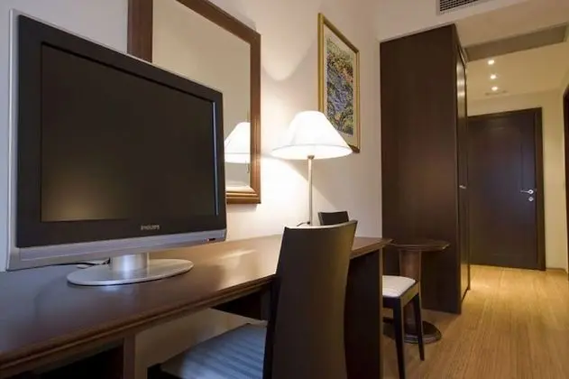 Comfort Tek Büyük Yataklı Oda, Banyolu/Duşlu