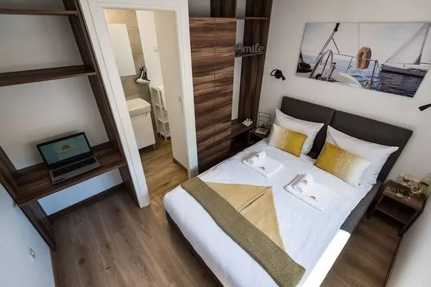 Premium Karavan, 2 Yatak Odası, Havuz Kullanımı, Plaj Kenarı