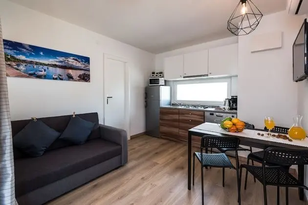 Premium Karavan, 2 Yatak Odası, Havuz Kullanımı, Plaj Kenarı