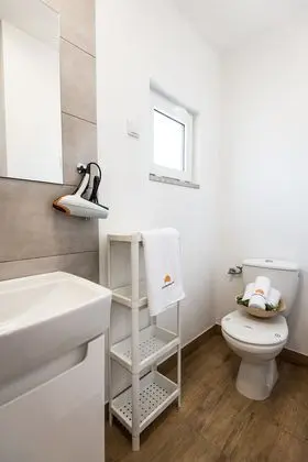 Premium Karavan, 2 Yatak Odası, Havuz Kullanımı, Plaj Kenarı