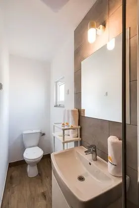 Premium Karavan, 2 Yatak Odası, Havuz Kullanımı, Plaj Kenarı