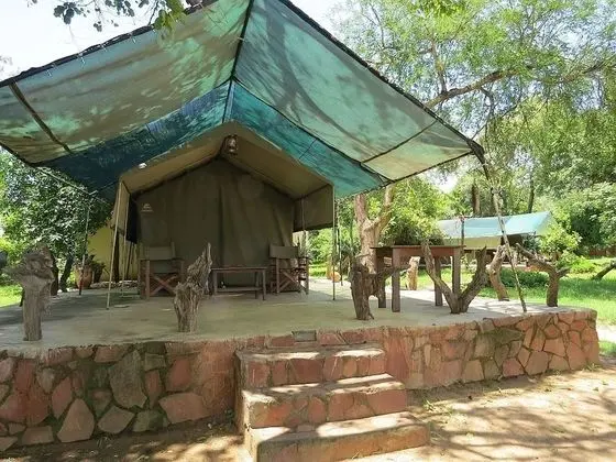 Air-Conditioned Riverfront Tent