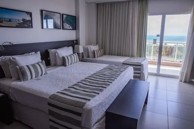 Deluxe Oda, Denize Bakan