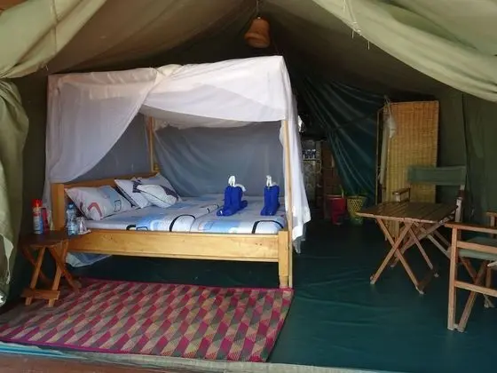 Basic Tek Büyük veya İki Ayrı Yataklı Oda, Nehir Manzaralı