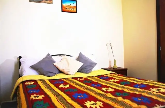 Basic Tek Büyük Yataklı Oda