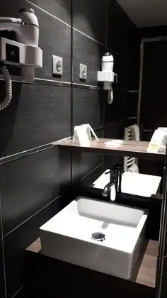Superior Tek Büyük veya İki Ayrı Yataklı Oda