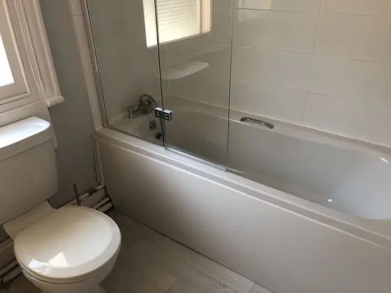Apart Daire, Özel Banyo (The Croft)