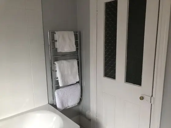 Apart Daire, Özel Banyo (The Croft)
