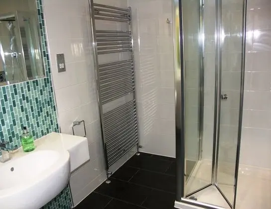 Oda, 1 En Büyük (King) Boy Yatak, Banyolu/Duşlu (Room 3)