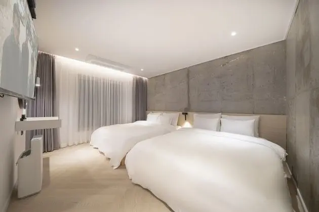 Family İki Ayrı Yataklı Oda (Check-in 10pm on FRI,SAT,SUN)