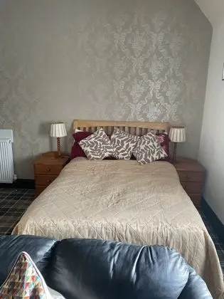 Basic Büyük Yataklı Tek Kişilik Oda