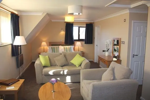 Stüdyo (Apartment)