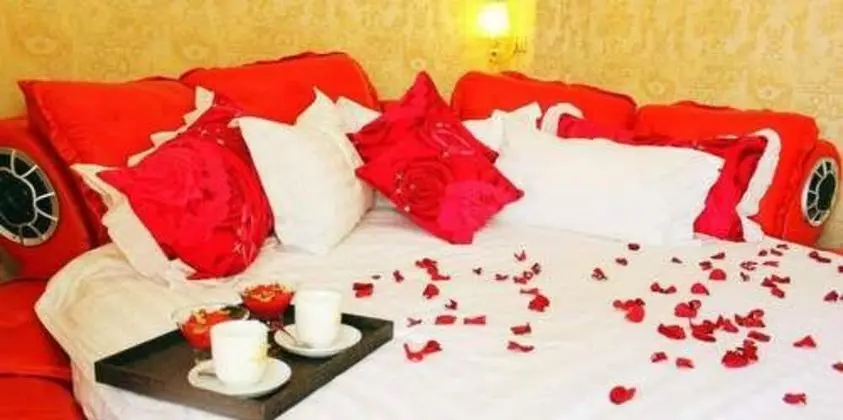 Çatı Katı Süiti (Penthouse)