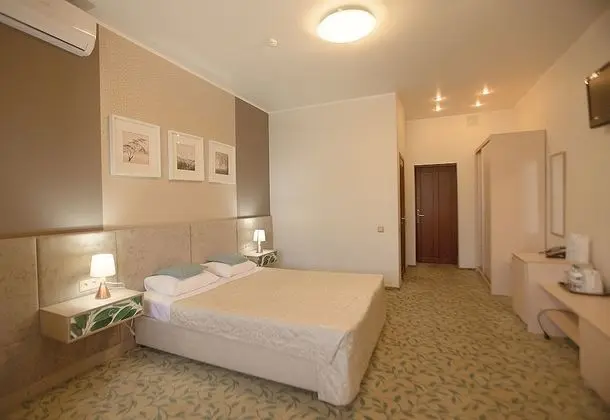 Tek Büyük Yataklı Oda