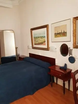Tek Büyük Yataklı Oda