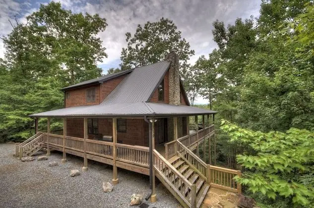 Kulübe (Crooked Creek- Creekview near Ocoee R)