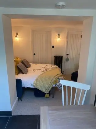 Luxury Apart Daire, Banyolu/Duşlu (The Garden Hideaway)