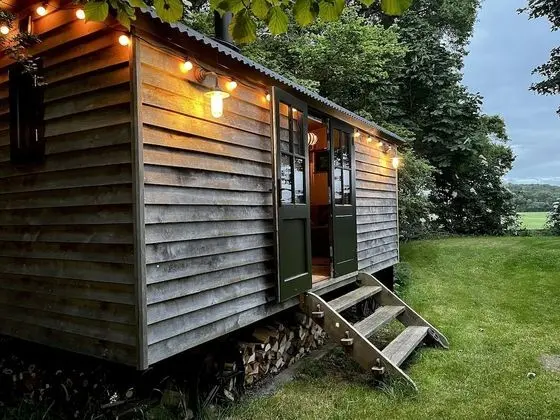 Luxury Kulübe, Banyolu/Duşlu (The Jolly Potter)