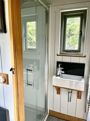 Luxury Kulübe, Banyolu/Duşlu (The Jolly Potter)