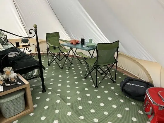 Kulübe, 1 Büyük (Queen) Boy Yatak