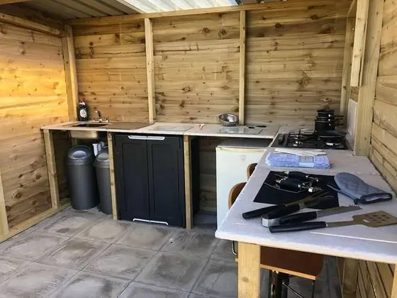 Kulübe, 1 Büyük (Queen) Boy Yatak