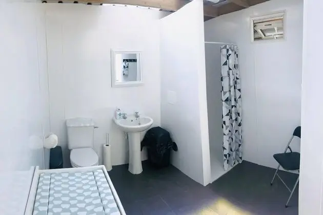 Kulübe, 1 Büyük (Queen) Boy Yatak