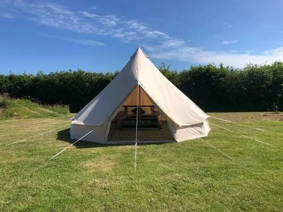 Kulübe, 1 Büyük (Queen) Boy Yatak