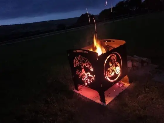 Kulübe, 1 Büyük (Queen) Boy Yatak