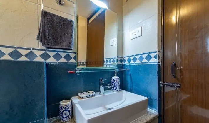 KING REEF SUITE