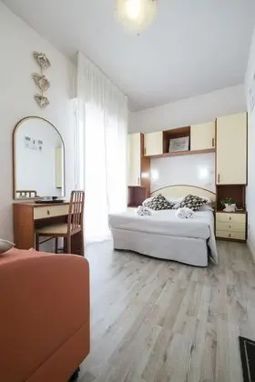 Tek Büyük Yataklı Oda, Deniz Manzaralı