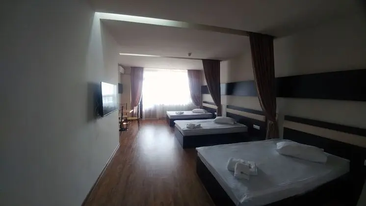 Economy Üç Kişilik Oda