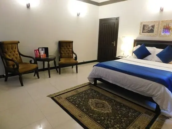 Executive Oda, 1 Büyük (Queen) Boy Yatak, Şehir Manzaralı
