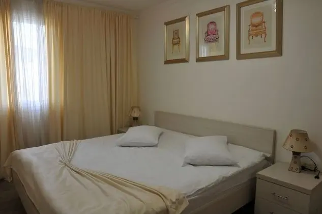 Kır Evi, Teras