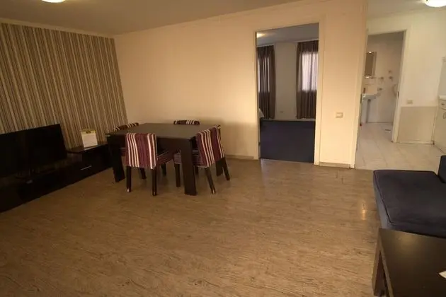 Kır Evi, Teras