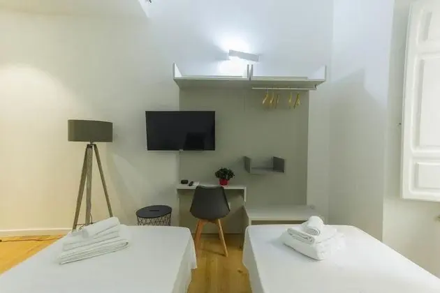 Comfort Tek Büyük Yataklı Oda