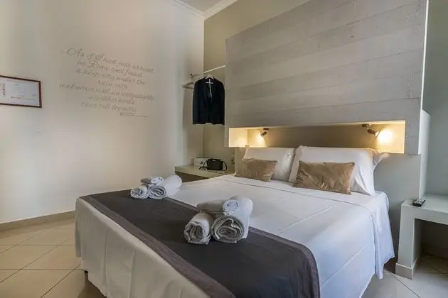 Comfort Tek Büyük Yataklı Oda