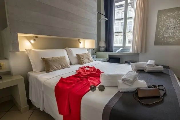 Comfort Tek Büyük Yataklı Oda