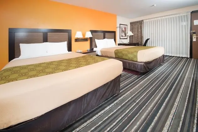 Standard Oda, 2 Büyük (Queen) Boy Yatak