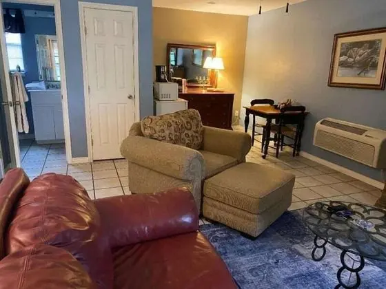 Carriage House 2 (Cottage)