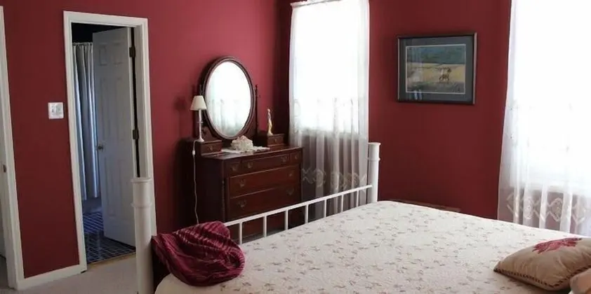 Rose Garden Upstairs Suite