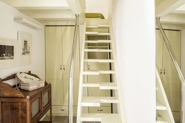 Design Apart Daire (Home Above)